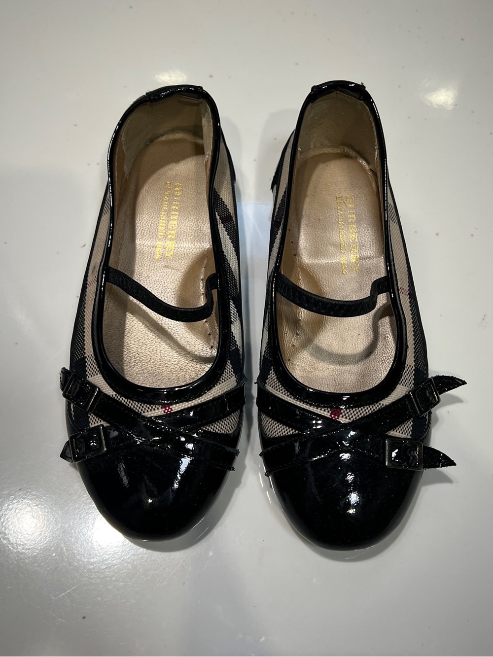 Burberry Black Patent Girls' Mary Jane Flats with Bow Trim